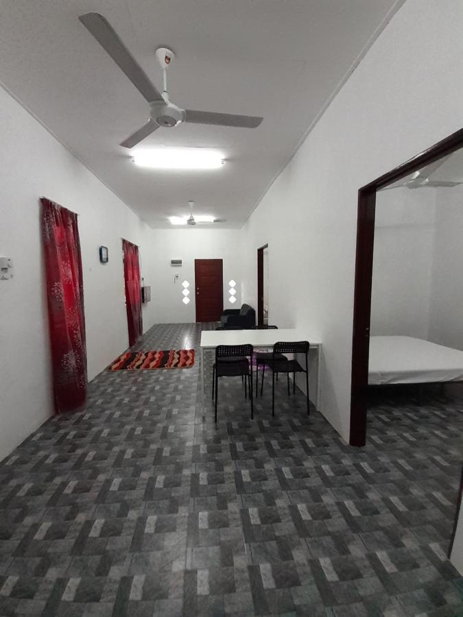 Homestay Idaman B B With 2 Room Aircond 2 Quen Bed And Not Sharing Room -Privacy Kuala Terengganu Exteriör bild