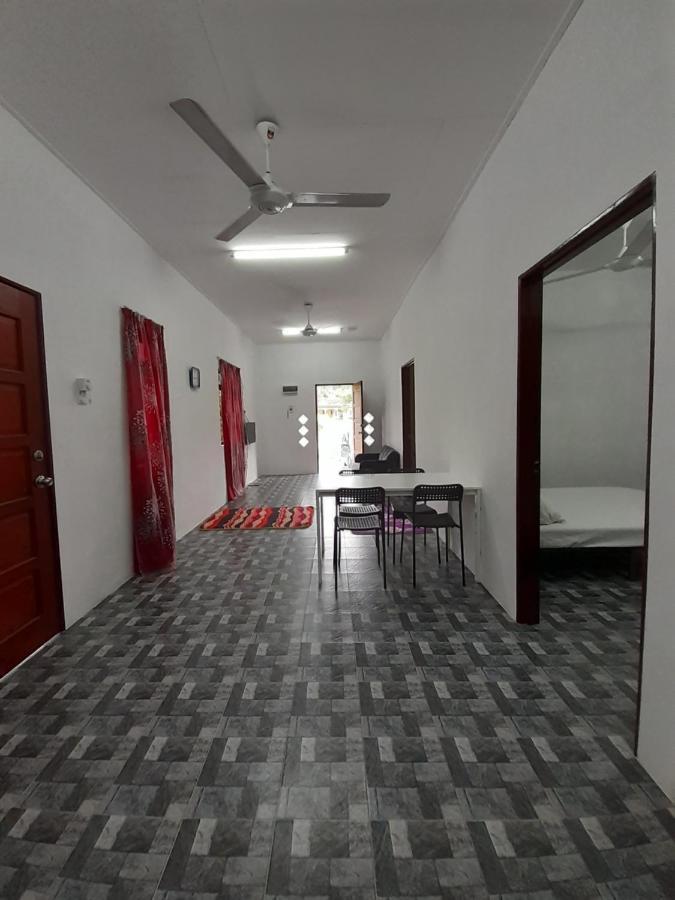 Homestay Idaman B B With 2 Room Aircond 2 Quen Bed And Not Sharing Room -Privacy Kuala Terengganu Exteriör bild