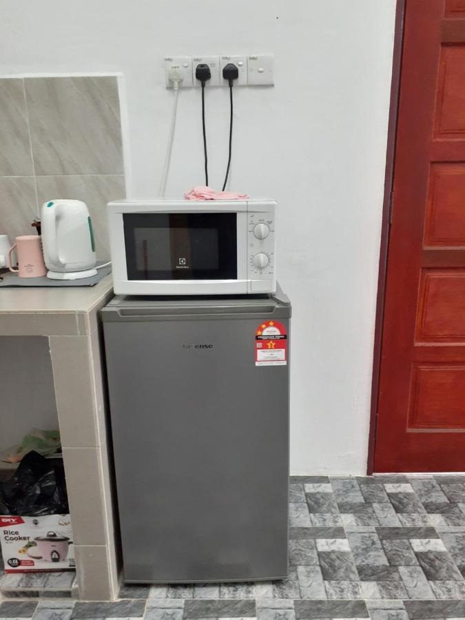 Homestay Idaman B B With 2 Room Aircond 2 Quen Bed And Not Sharing Room -Privacy Kuala Terengganu Exteriör bild