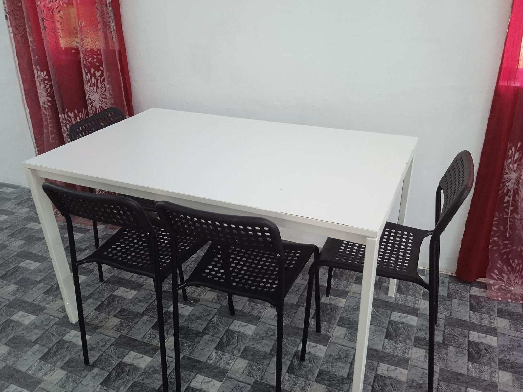 Homestay Idaman B B With 2 Room Aircond 2 Quen Bed And Not Sharing Room -Privacy Kuala Terengganu Exteriör bild