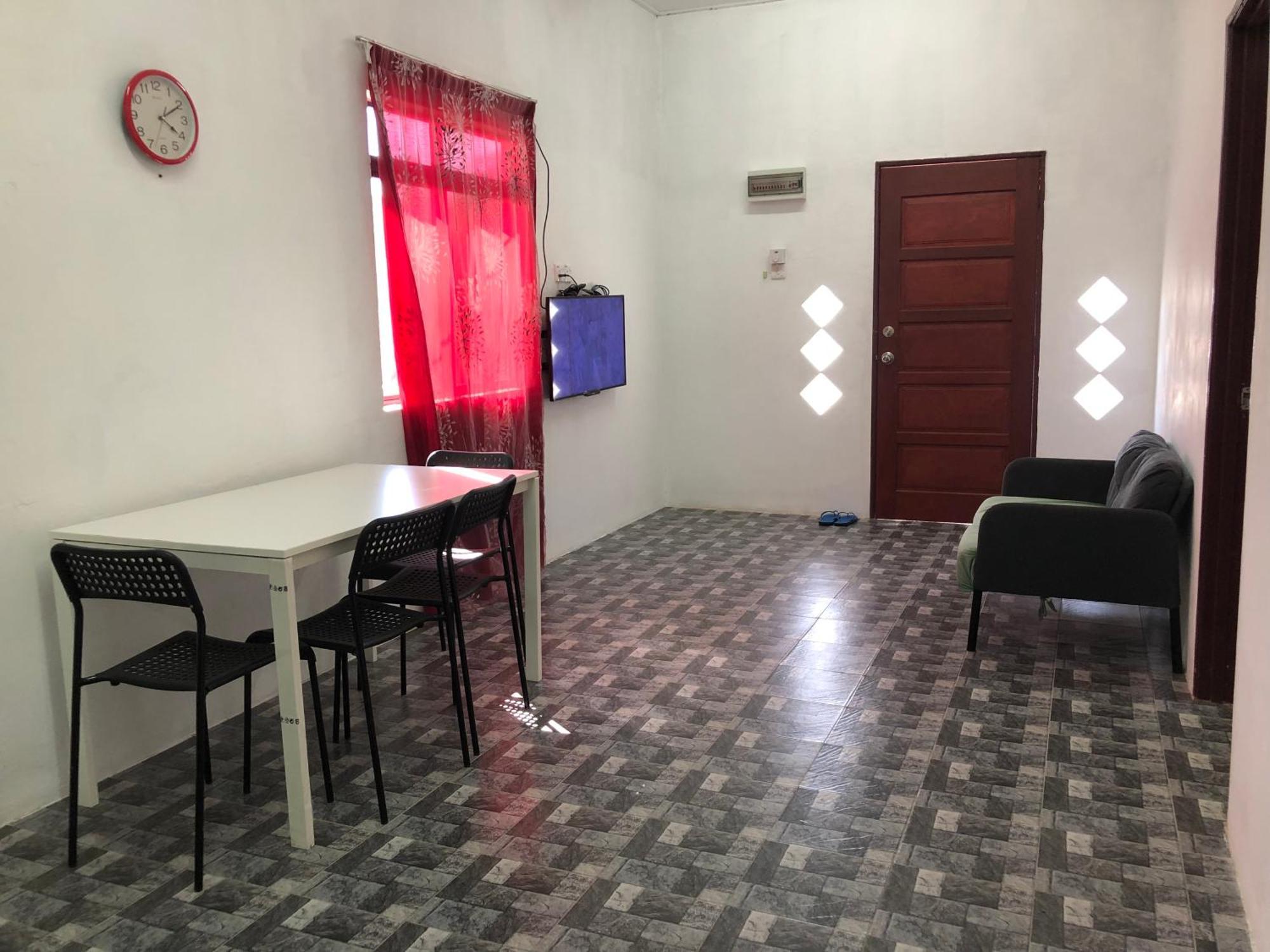Homestay Idaman B B With 2 Room Aircond 2 Quen Bed And Not Sharing Room -Privacy Kuala Terengganu Exteriör bild