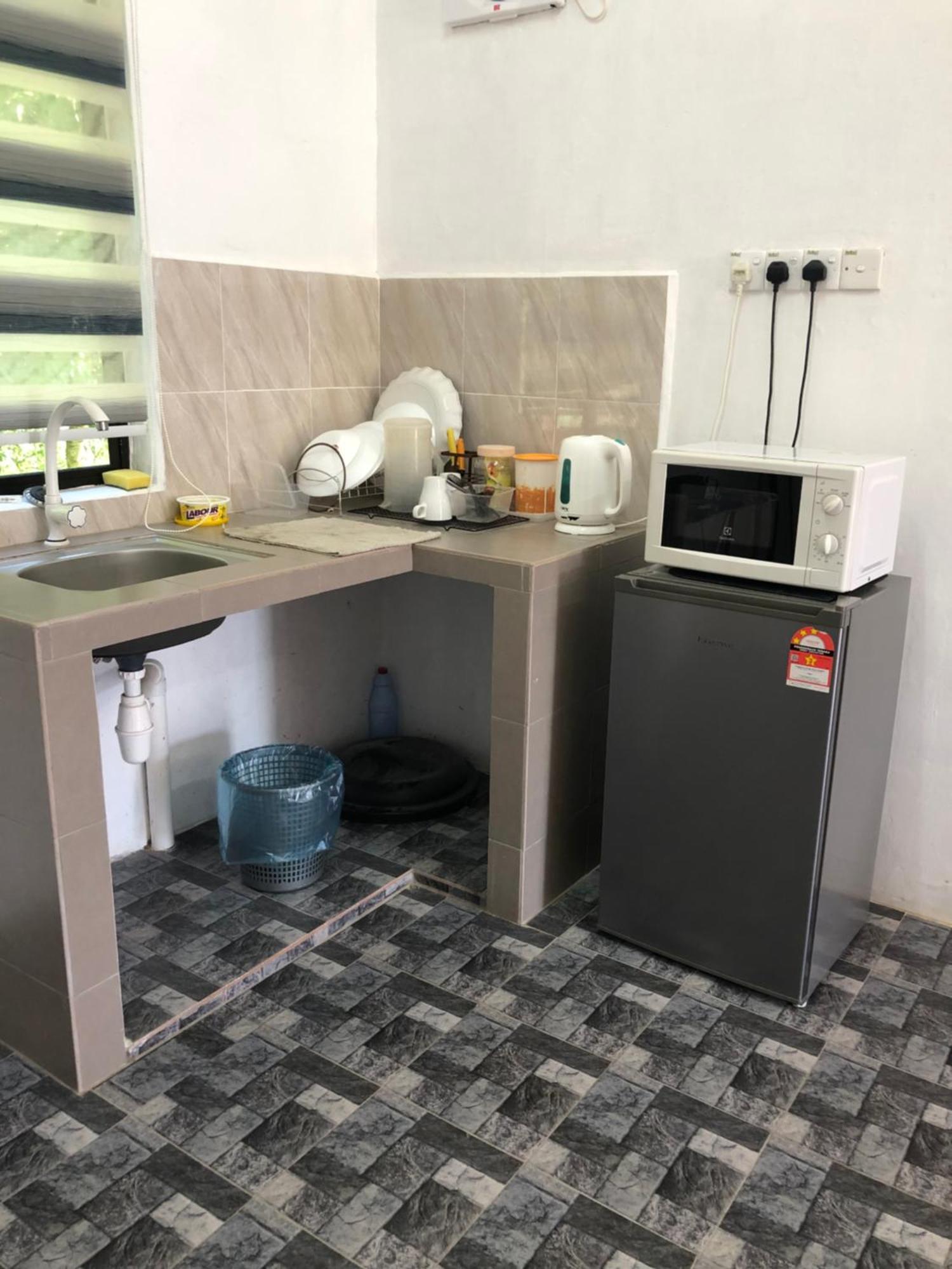 Homestay Idaman B B With 2 Room Aircond 2 Quen Bed And Not Sharing Room -Privacy Kuala Terengganu Exteriör bild